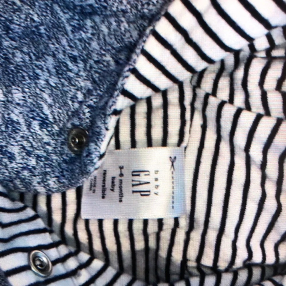 Simple style hoodie jacket - Picture 3 of 4